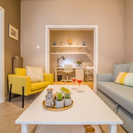 Glyfada'S Central Apartment 아테네 외부 사진